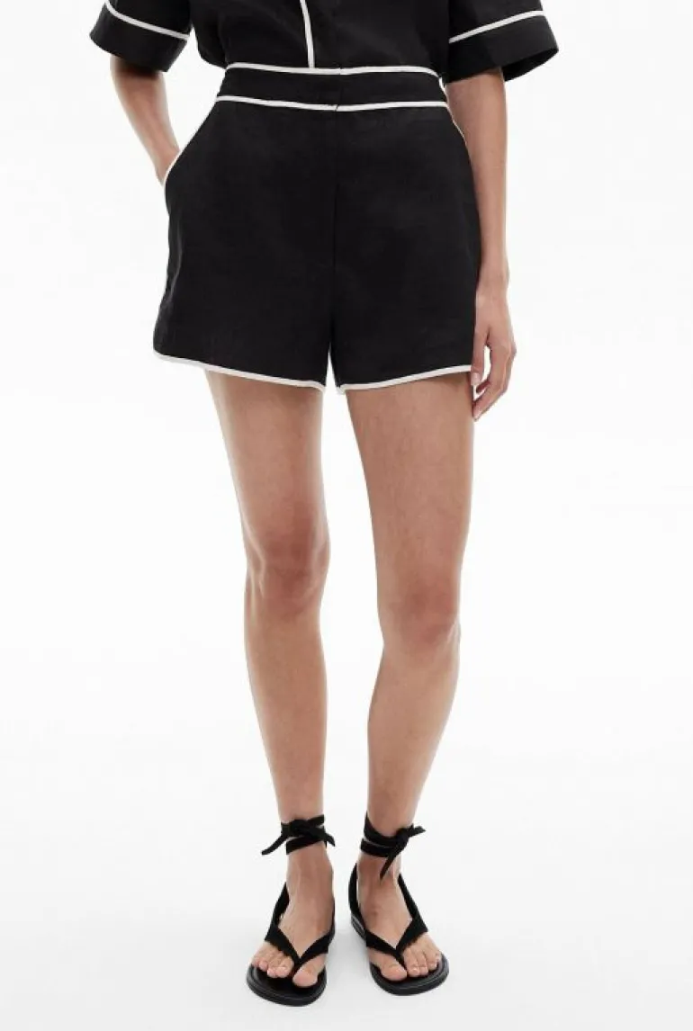 Sale | Shorts^Witchery Contrast Detail Short Black