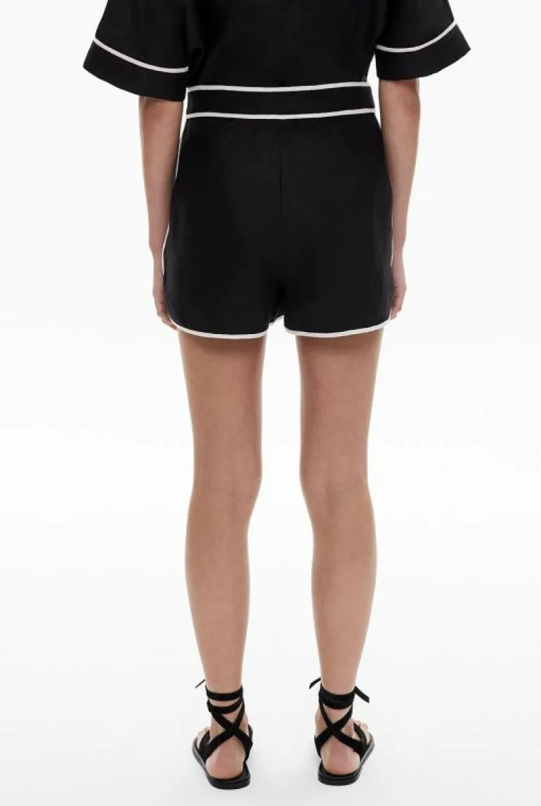 Sale | Shorts^Witchery Contrast Detail Short Black